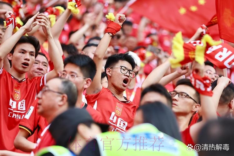 顶住压力 奋勇前行 中国队首战逆转取胜 顶住压力 奋勇前行 中国队首战逆转取胜